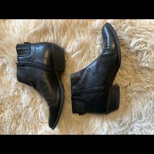 Lucky Brand Black ankle boots Size 8.5